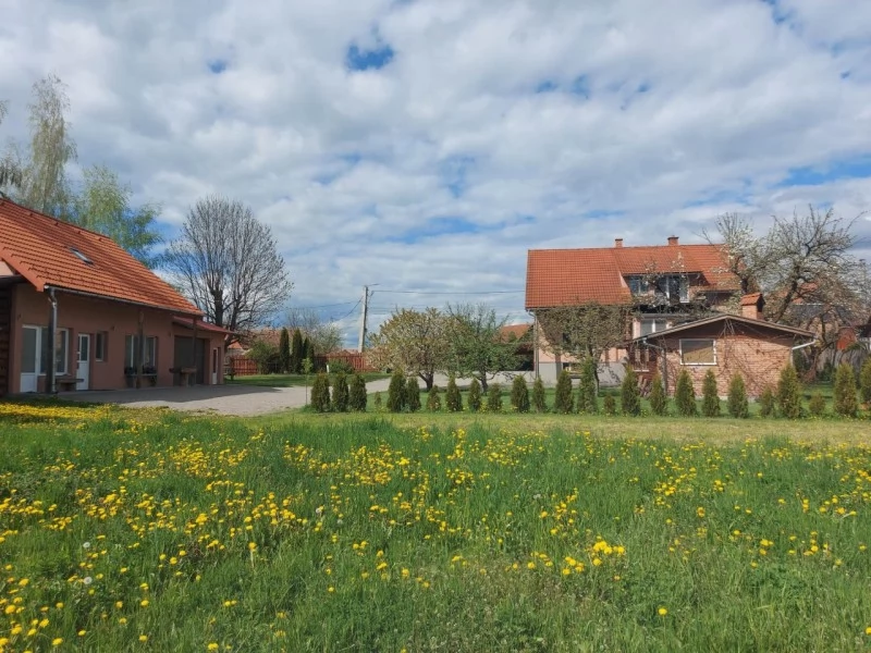 Delnița Cazare | Sat de vacanță (K0228-43) Imaginea poate fi supusă drepturilor de autor. Se recomandă contactarea titularului drepturilor.