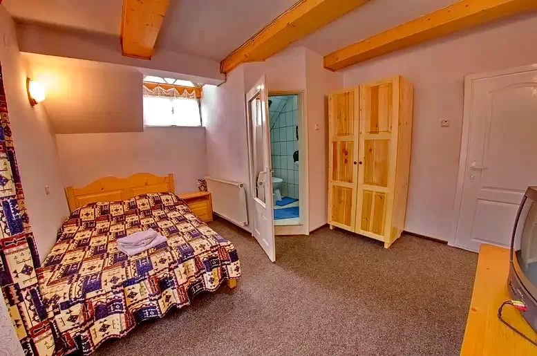 Gyimesközéplok Szállás | Motel (K0805-12) A kép szerzői jogvédelem alatt állhat. Javasolt a kapcsolatfelvétel a jog tulajdonossal.