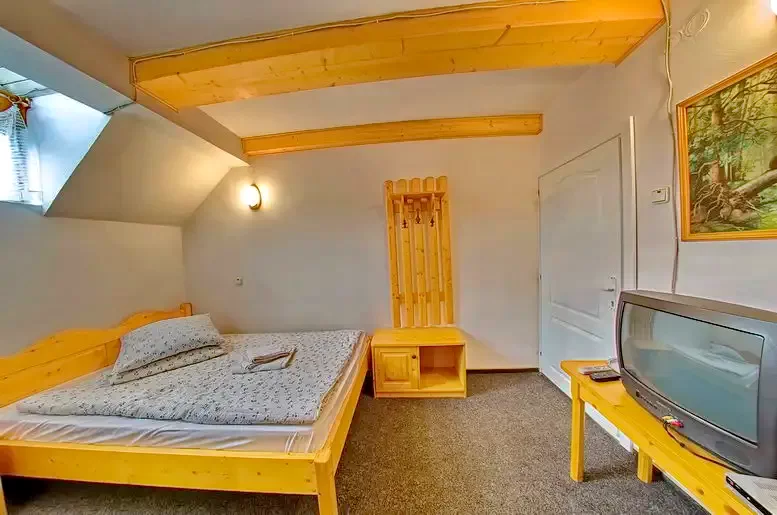 Gyimesközéplok Szállás | Motel (K0805-14) A kép szerzői jogvédelem alatt állhat. Javasolt a kapcsolatfelvétel a jog tulajdonossal.