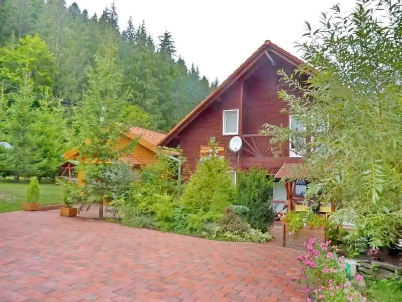 Barajul Zetea Cazare | Sat de vacanță (K1165-2) Imaginea poate fi supusă drepturilor de autor. Se recomandă contactarea titularului drepturilor.