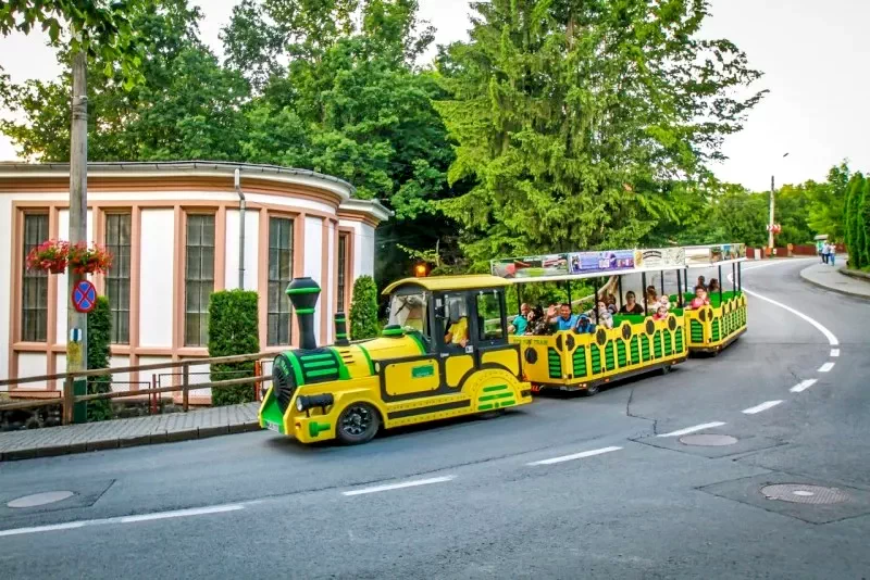 Praid Cazare | Casă de oaspeți (K0965-36) Imaginea poate fi supusă drepturilor de autor. Se recomandă contactarea titularului drepturilor.