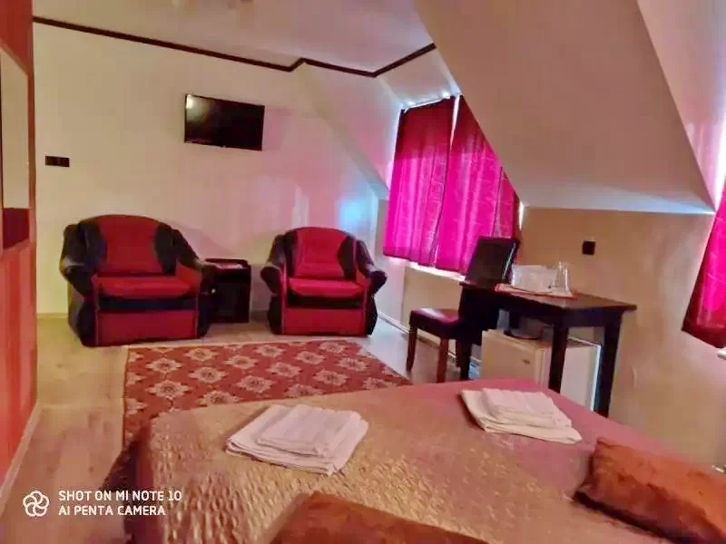 Miercurea Ciuc Cazare | Pensiune (K0193-18) Imaginea poate fi supusă drepturilor de autor. Se recomandă contactarea titularului drepturilor. Miercurea Ciuc Cazare | Pensiune (K0193-18) Imaginea poate fi supusă drepturilor de autor. Se recomandă contactarea titularului drepturilor.