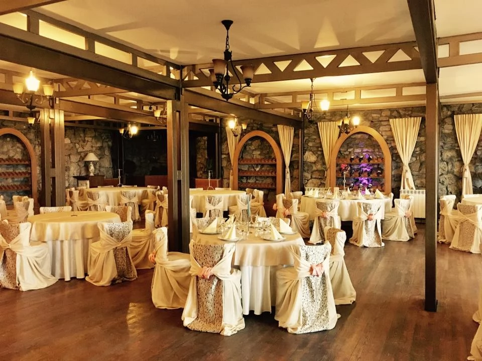 Deva Cazare | Căsuțe tip camping (K1474-4) Imaginea poate fi supusă drepturilor de autor. Se recomandă contactarea titularului drepturilor.