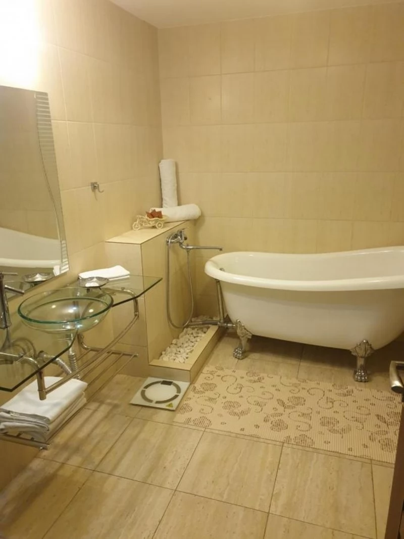 Deva Cazare | Căsuțe tip camping (K1474-18) Imaginea poate fi supusă drepturilor de autor. Se recomandă contactarea titularului drepturilor.