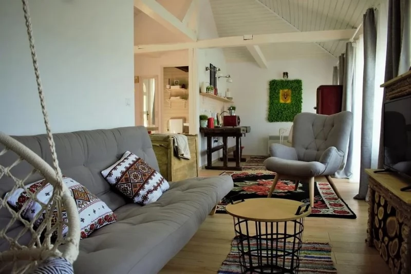 Déva Szállás | Kemping faházak (K1474-39) A kép szerzői jogvédelem alatt állhat. Javasolt a kapcsolatfelvétel a jog tulajdonossal.