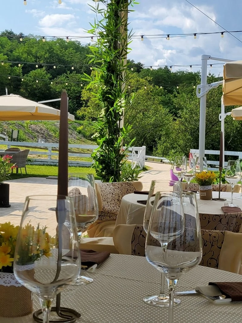 Déva Szállás | Kemping faházak (K1474-62) A kép szerzői jogvédelem alatt állhat. Javasolt a kapcsolatfelvétel a jog tulajdonossal.