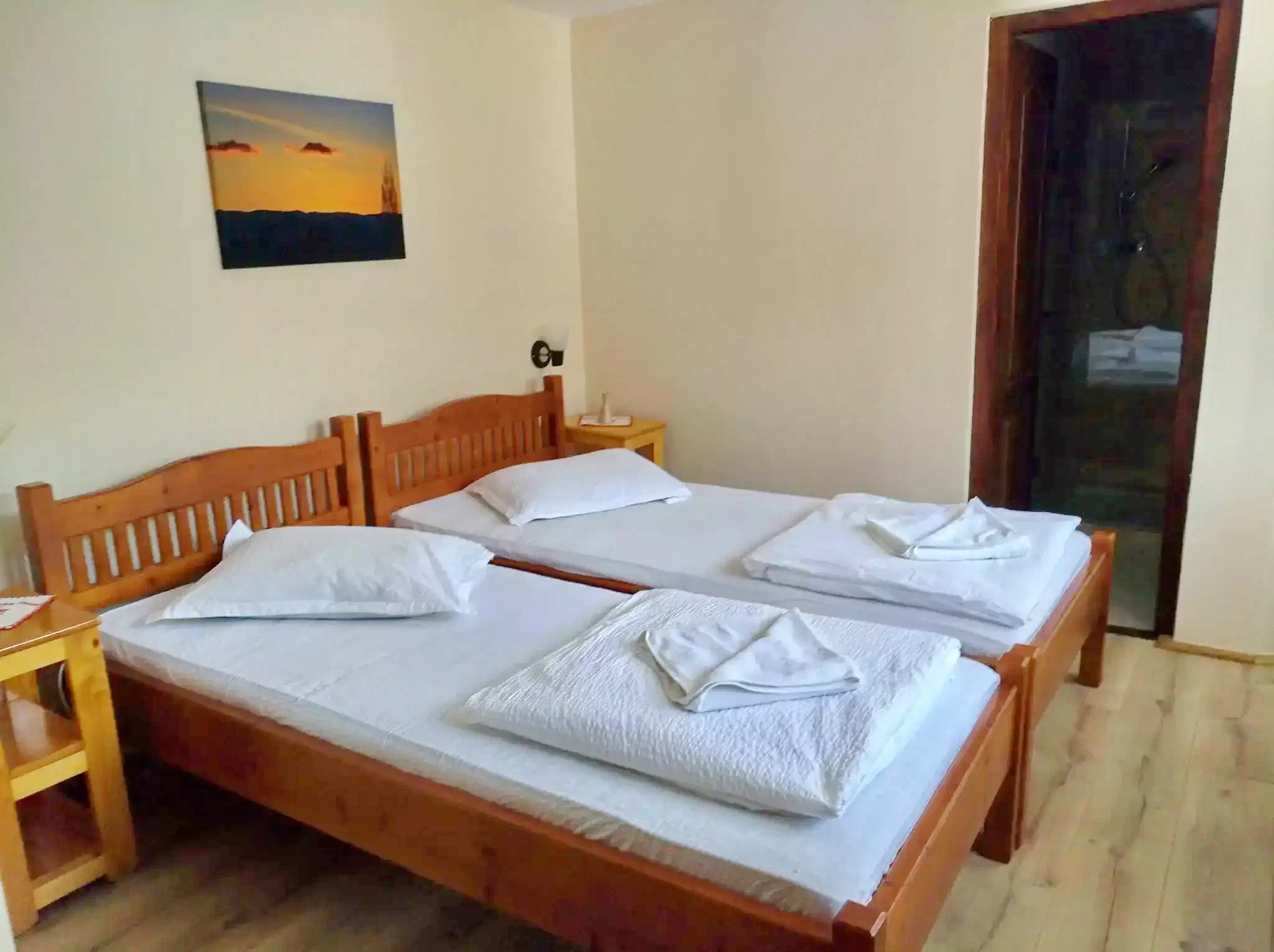 Câmpu Cetății Cazare | Căsuțe tip camping (K1001-28) Imaginea poate fi supusă drepturilor de autor. Se recomandă contactarea titularului drepturilor.