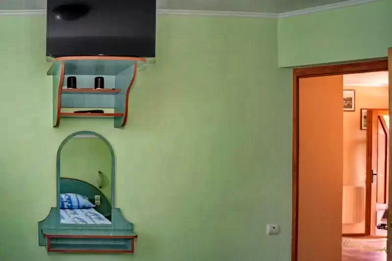 Szováta Szállás | Vendégház (K0182-10) A kép szerzői jogvédelem alatt állhat. Javasolt a kapcsolatfelvétel a jog tulajdonossal. Szováta Szállás | Vendégház (K0182-10) A kép szerzői jogvédelem alatt állhat. Javasolt a kapcsolatfelvétel a jog tulajdonossal.