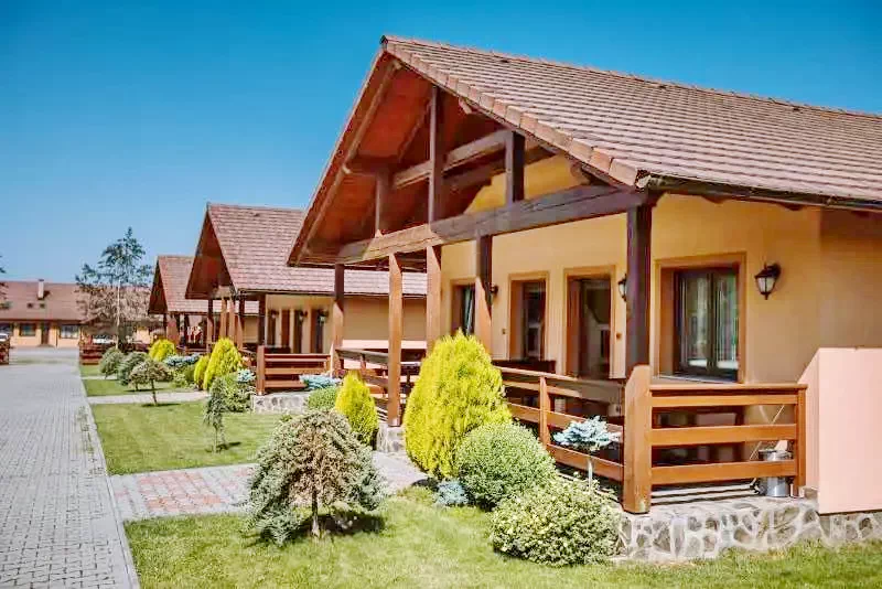 Vármező Szállás | Motel (K0996-2) A kép szerzői jogvédelem alatt állhat. Javasolt a kapcsolatfelvétel a jog tulajdonossal.