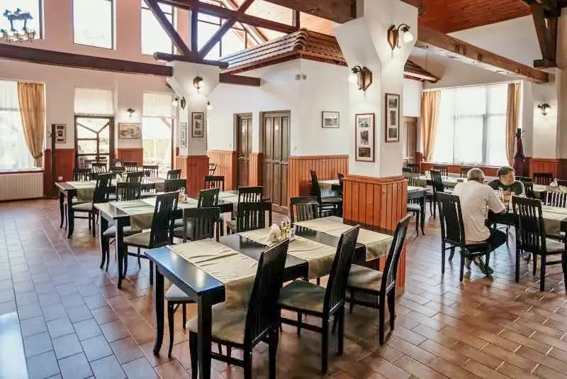 Câmpu Cetății Cazare | Motel (K0996-3) Imaginea poate fi supusă drepturilor de autor. Se recomandă contactarea titularului drepturilor.