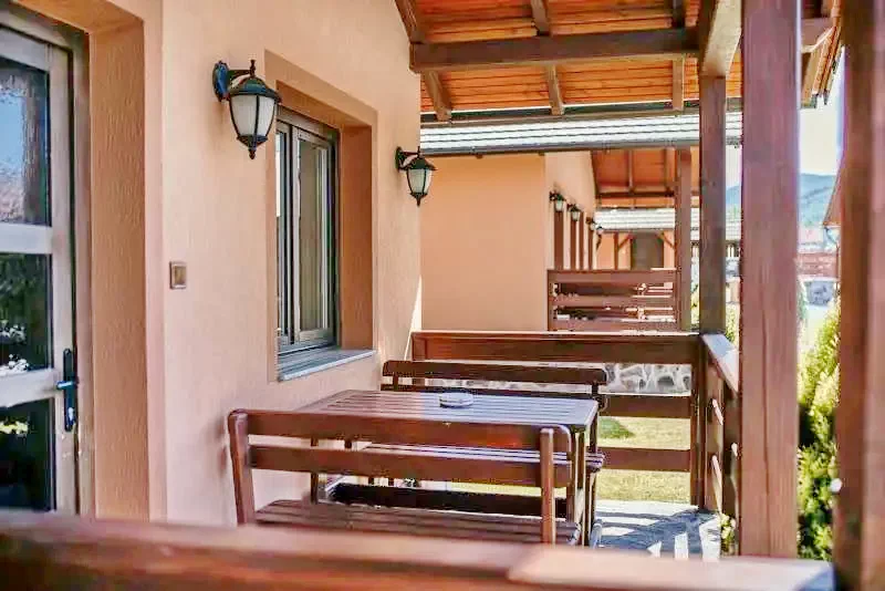 Câmpu Cetății Cazare | Motel (K0996-20) Imaginea poate fi supusă drepturilor de autor. Se recomandă contactarea titularului drepturilor.