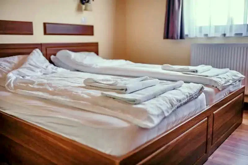 Câmpu Cetății Cazare | Motel (K0996-32) Imaginea poate fi supusă drepturilor de autor. Se recomandă contactarea titularului drepturilor.