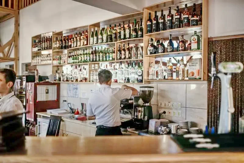 Vármező Szállás | Panzió (K0996-35) A kép szerzői jogvédelem alatt állhat. Javasolt a kapcsolatfelvétel a jog tulajdonossal. Vármező Szállás | Panzió (K0996-35) A kép szerzői jogvédelem alatt állhat. Javasolt a kapcsolatfelvétel a jog tulajdonossal.