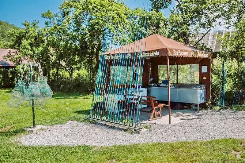 Câmpu Cetății Cazare | Motel (K0996-41) Imaginea poate fi supusă drepturilor de autor. Se recomandă contactarea titularului drepturilor.