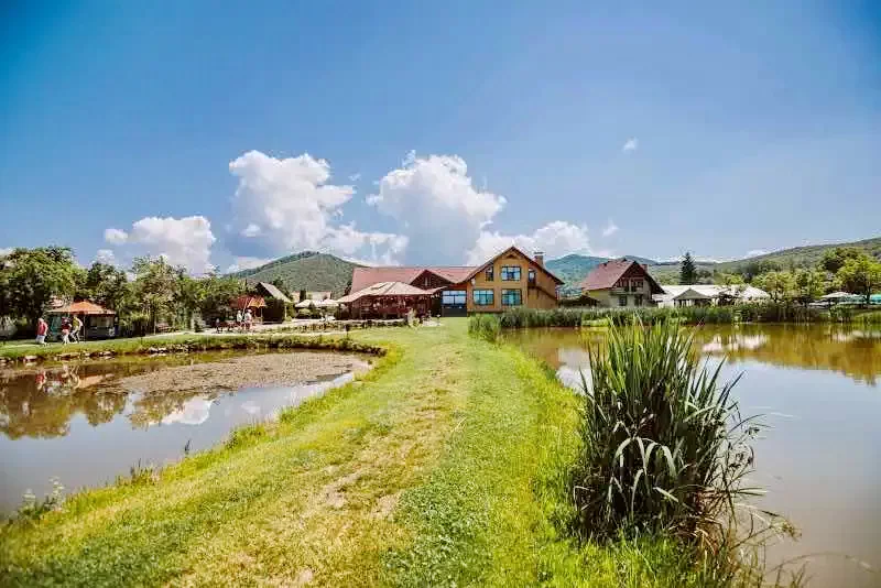 Vármező Szállás | Panzió (K0996-49) A kép szerzői jogvédelem alatt állhat. Javasolt a kapcsolatfelvétel a jog tulajdonossal. Vármező Szállás | Panzió (K0996-49) A kép szerzői jogvédelem alatt állhat. Javasolt a kapcsolatfelvétel a jog tulajdonossal.