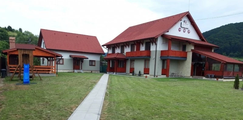 Parajd Szállás | Vendégház (K1512-1) A kép szerzői jogvédelem alatt állhat. Javasolt a kapcsolatfelvétel a jog tulajdonossal. Parajd Szállás | Vendégház (K1512-1) A kép szerzői jogvédelem alatt állhat. Javasolt a kapcsolatfelvétel a jog tulajdonossal.