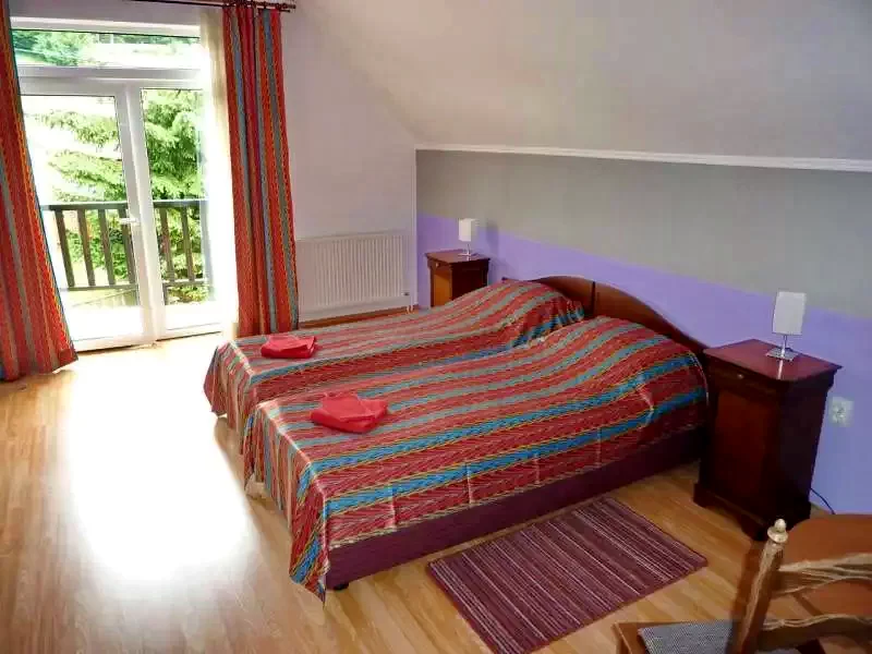 Ivó Szállás | Kulcsosház (K0012-22) A kép szerzői jogvédelem alatt állhat. Javasolt a kapcsolatfelvétel a jog tulajdonossal. Ivó Szállás | Kulcsosház (K0012-22) A kép szerzői jogvédelem alatt állhat. Javasolt a kapcsolatfelvétel a jog tulajdonossal.