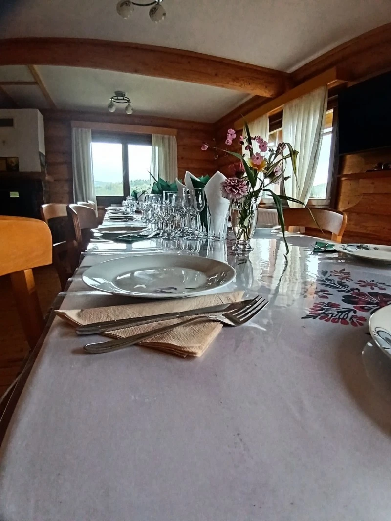 Felsőgirda Szállás | Motel (K0837-9) A kép szerzői jogvédelem alatt állhat. Javasolt a kapcsolatfelvétel a jog tulajdonossal.