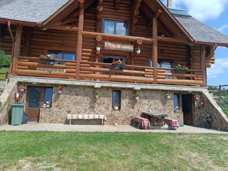 Gârda de Sus Cazare | Motel (K0837-58) Imaginea poate fi supusă drepturilor de autor. Se recomandă contactarea titularului drepturilor.