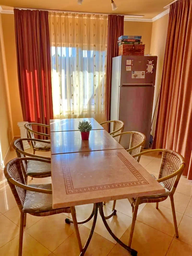 Boghiș Cazare | Motel (K0709-1) Imaginea poate fi supusă drepturilor de autor. Se recomandă contactarea titularului drepturilor.