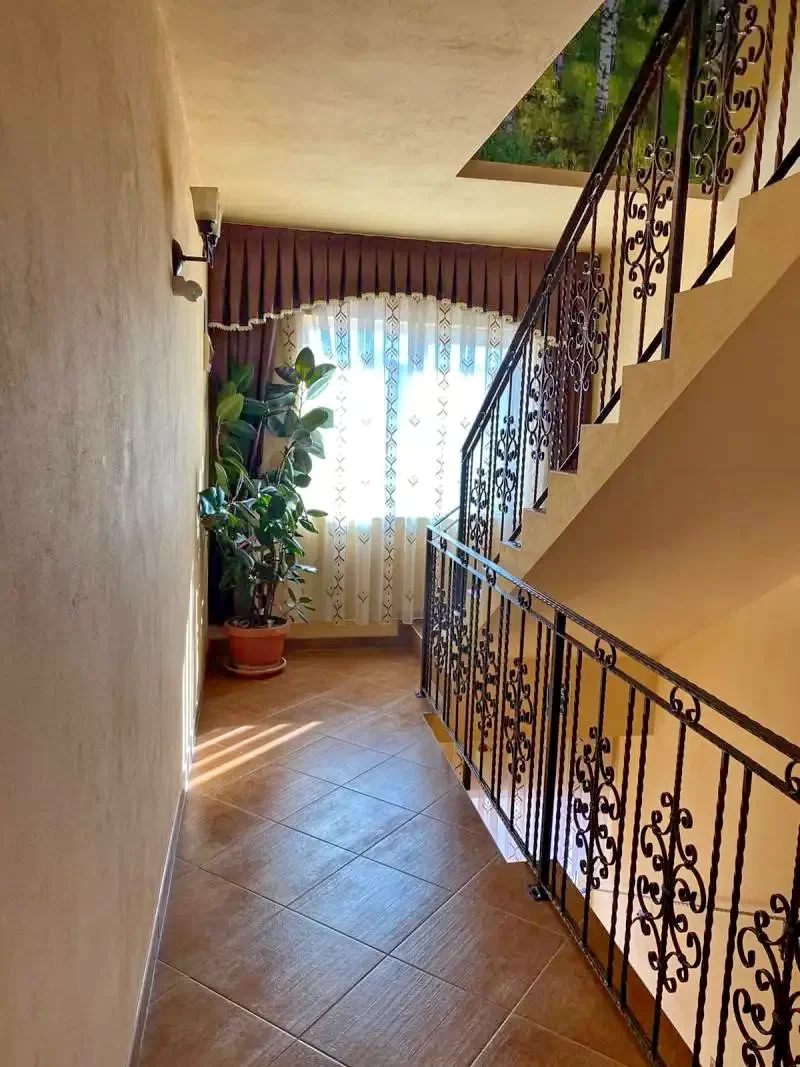 Boghiș Cazare | Motel (K0709-11) Imaginea poate fi supusă drepturilor de autor. Se recomandă contactarea titularului drepturilor.