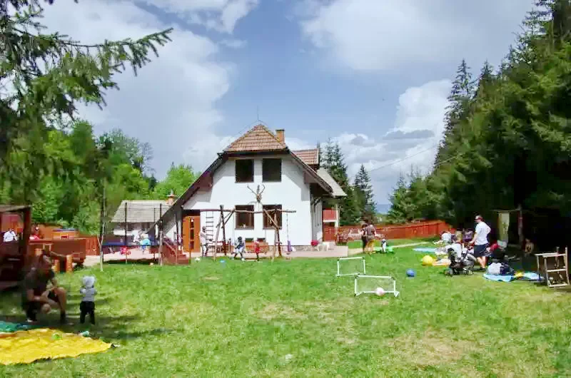 Csíkszereda Szállás | Kulcsosház (K0439-76) A kép szerzői jogvédelem alatt állhat. Javasolt a kapcsolatfelvétel a jog tulajdonossal. Csíkszereda Szállás | Kulcsosház (K0439-76) A kép szerzői jogvédelem alatt állhat. Javasolt a kapcsolatfelvétel a jog tulajdonossal.