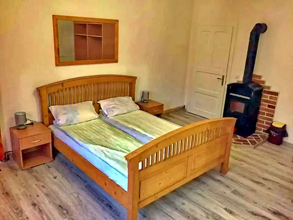 Székelyudvarhely Szállás | Kulcsosház (K1061-4) A kép szerzői jogvédelem alatt állhat. Javasolt a kapcsolatfelvétel a jog tulajdonossal. Székelyudvarhely Szállás | Kulcsosház (K1061-4) A kép szerzői jogvédelem alatt állhat. Javasolt a kapcsolatfelvétel a jog tulajdonossal.