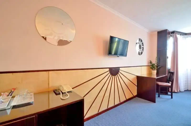 Nagyatád Szállás | Hotel*** (K0835-3) A kép szerzői jogvédelem alatt állhat. Javasolt a kapcsolatfelvétel a jog tulajdonossal. Nagyatád Szállás | Hotel*** (K0835-3) A kép szerzői jogvédelem alatt állhat. Javasolt a kapcsolatfelvétel a jog tulajdonossal.