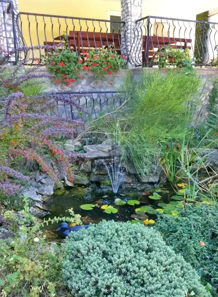 Hunedoara Cazare | Cabană (K1406-23) Imaginea poate fi supusă drepturilor de autor. Se recomandă contactarea titularului drepturilor.