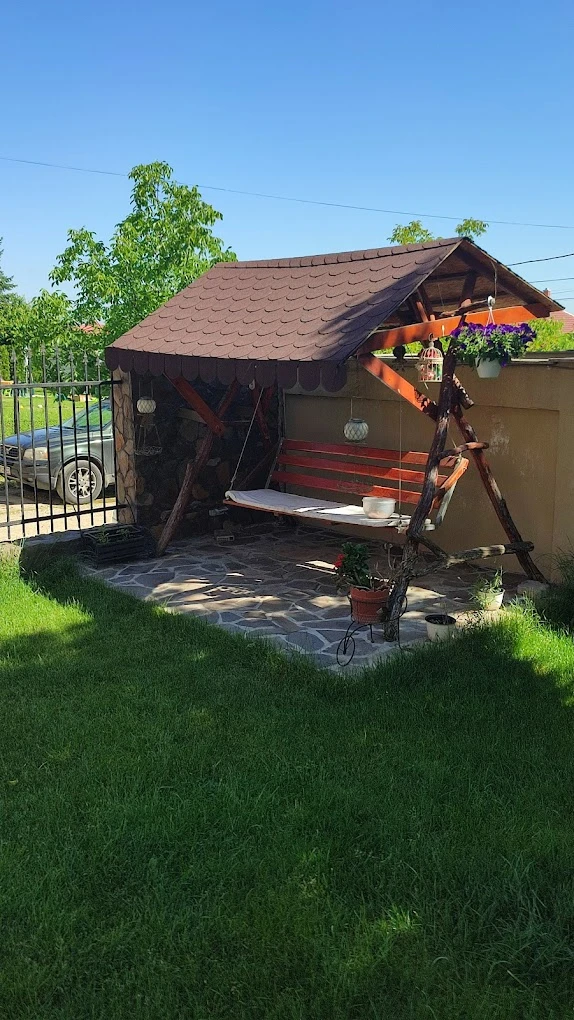 Băile Felix Cazare | Motel (K1552-43) Imaginea poate fi supusă drepturilor de autor. Se recomandă contactarea titularului drepturilor.