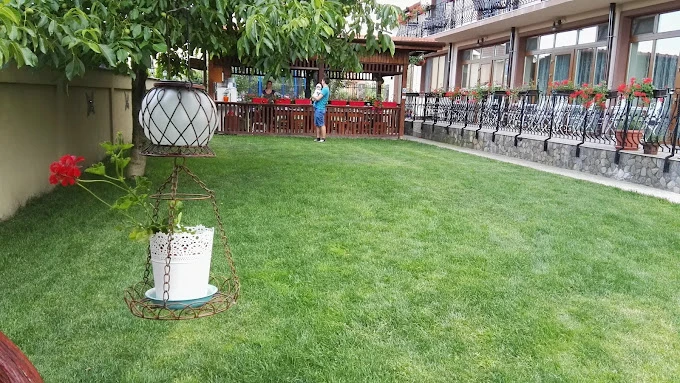 Félixfürdő Szállás | Motel (K1552-46) A kép szerzői jogvédelem alatt állhat. Javasolt a kapcsolatfelvétel a jog tulajdonossal.