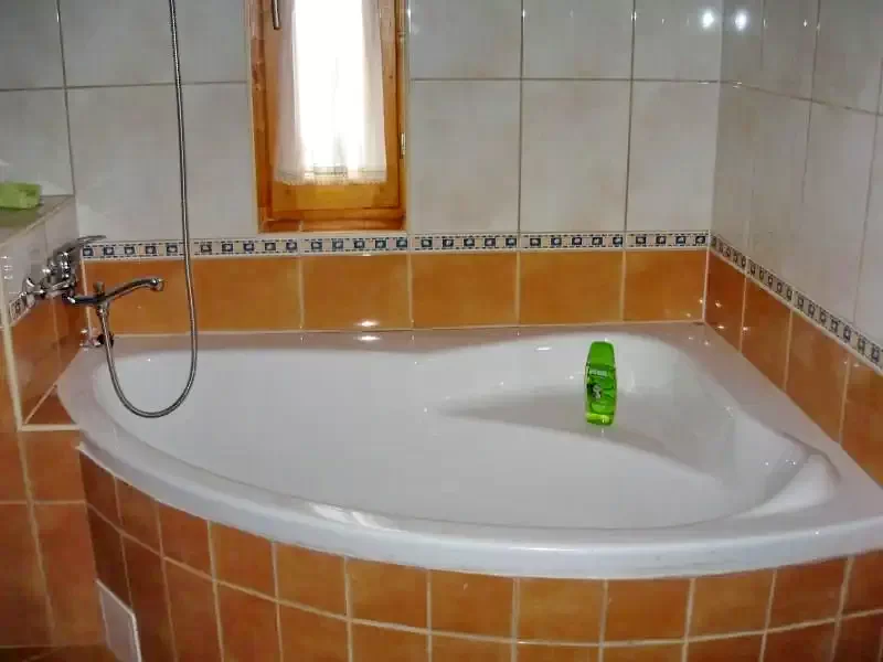 Korond Szállás | Kulcsosház (K0351-16) A kép szerzői jogvédelem alatt állhat. Javasolt a kapcsolatfelvétel a jog tulajdonossal. Korond Szállás | Kulcsosház (K0351-16) A kép szerzői jogvédelem alatt állhat. Javasolt a kapcsolatfelvétel a jog tulajdonossal.