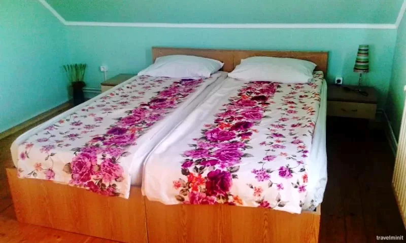 Korond Szállás | Kulcsosház (K0351-20) A kép szerzői jogvédelem alatt állhat. Javasolt a kapcsolatfelvétel a jog tulajdonossal. Korond Szállás | Kulcsosház (K0351-20) A kép szerzői jogvédelem alatt állhat. Javasolt a kapcsolatfelvétel a jog tulajdonossal.