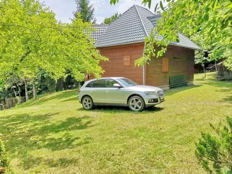 Szováta Szállás | Kulcsosház (K0319-16) A kép szerzői jogvédelem alatt állhat. Javasolt a kapcsolatfelvétel a jog tulajdonossal. Szováta Szállás | Kulcsosház (K0319-16) A kép szerzői jogvédelem alatt állhat. Javasolt a kapcsolatfelvétel a jog tulajdonossal.