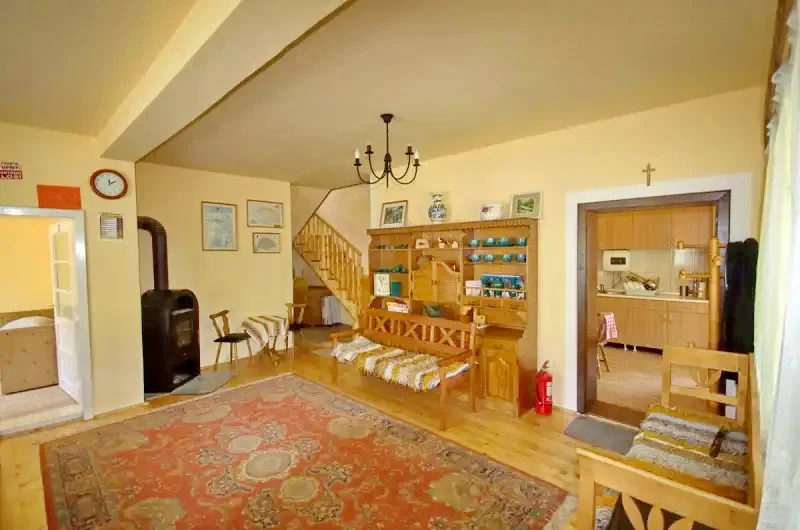 Pârâu Satu Mare Cazare | Sat de vacanță (K0219-40) Imaginea poate fi supusă drepturilor de autor. Se recomandă contactarea titularului drepturilor.