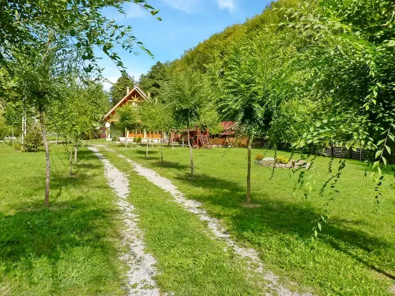 Máréfalvi Patak Szállás | Kulcsosház / Turisztikai faház (K0219-57) A kép szerzői jogvédelem alatt állhat. Javasolt a kapcsolatfelvétel a jog tulajdonossal.