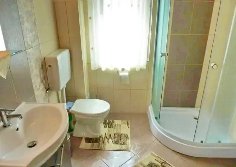 Pârâu Satu Mare Cazare | Sat de vacanță (K0220-31) Imaginea poate fi supusă drepturilor de autor. Se recomandă contactarea titularului drepturilor.