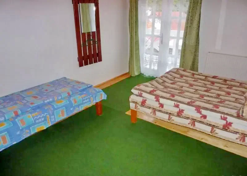 Pârâu Satu Mare Cazare | Sat de vacanță (K0246-23) Imaginea poate fi supusă drepturilor de autor. Se recomandă contactarea titularului drepturilor.