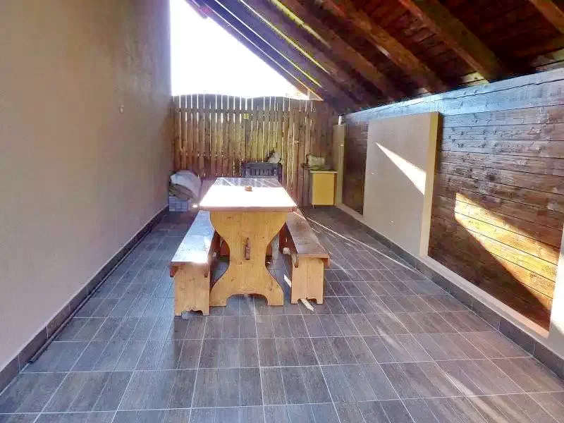 Pârâu Satu Mare Cazare | Cabană (K0506-17) Imaginea poate fi supusă drepturilor de autor. Se recomandă contactarea titularului drepturilor. Pârâu Satu Mare Cazare | Cabană (K0506-17) Imaginea poate fi supusă drepturilor de autor. Se recomandă contactarea titularului drepturilor.