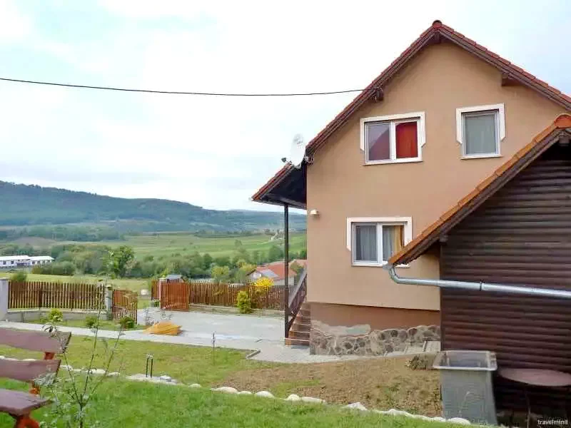 Máréfalvi Patak Szállás | Vendégház (K0521-20) A kép szerzői jogvédelem alatt állhat. Javasolt a kapcsolatfelvétel a jog tulajdonossal. Máréfalvi Patak Szállás | Vendégház (K0521-20) A kép szerzői jogvédelem alatt állhat. Javasolt a kapcsolatfelvétel a jog tulajdonossal.