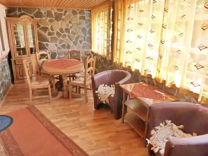 Pârâu Satu Mare Cazare | Cabană (K0522-8) Imaginea poate fi supusă drepturilor de autor. Se recomandă contactarea titularului drepturilor. Pârâu Satu Mare Cazare | Cabană (K0522-8) Imaginea poate fi supusă drepturilor de autor. Se recomandă contactarea titularului drepturilor.