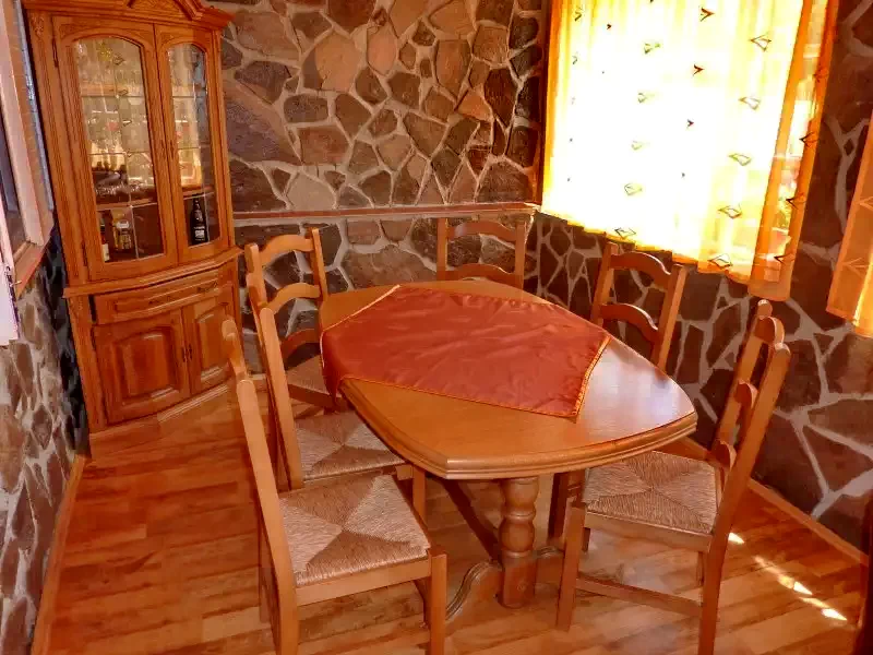 Pârâu Satu Mare Cazare | Cabană (K0522-9) Imaginea poate fi supusă drepturilor de autor. Se recomandă contactarea titularului drepturilor. Pârâu Satu Mare Cazare | Cabană (K0522-9) Imaginea poate fi supusă drepturilor de autor. Se recomandă contactarea titularului drepturilor.