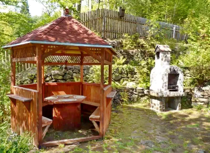 Pârâu Satu Mare Cazare | Sat de vacanță (K0523-2) Imaginea poate fi supusă drepturilor de autor. Se recomandă contactarea titularului drepturilor.