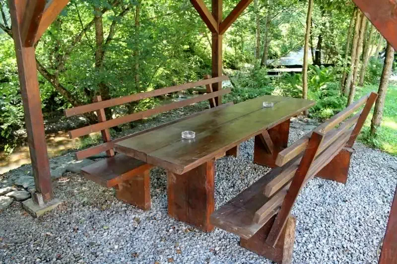 Pârâu Satu Mare Cazare | Sat de vacanță (K0526-33) Imaginea poate fi supusă drepturilor de autor. Se recomandă contactarea titularului drepturilor.