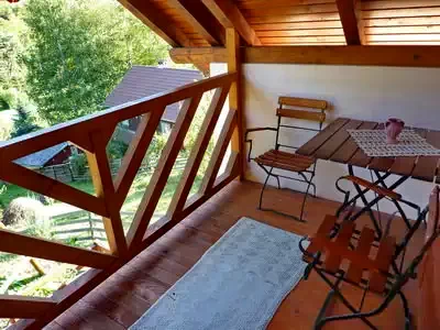 Pârâu Satu Mare Cazare | Cabană (K0529-12) Imaginea poate fi supusă drepturilor de autor. Se recomandă contactarea titularului drepturilor.