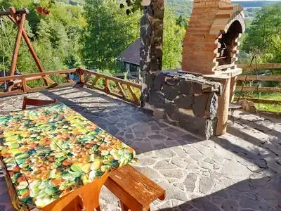 Pârâu Satu Mare Cazare | Cabană (K0529-13) Imaginea poate fi supusă drepturilor de autor. Se recomandă contactarea titularului drepturilor.