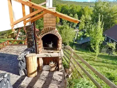 Pârâu Satu Mare Cazare | Cabană (K0529-14) Imaginea poate fi supusă drepturilor de autor. Se recomandă contactarea titularului drepturilor.