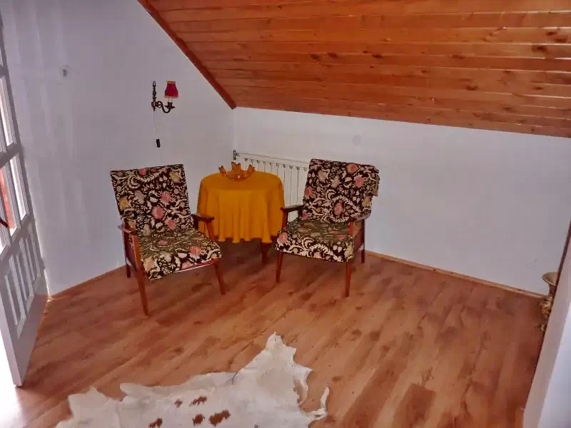 Pârâu Satu Mare Cazare | Cabană (K0731-20) Imaginea poate fi supusă drepturilor de autor. Se recomandă contactarea titularului drepturilor.