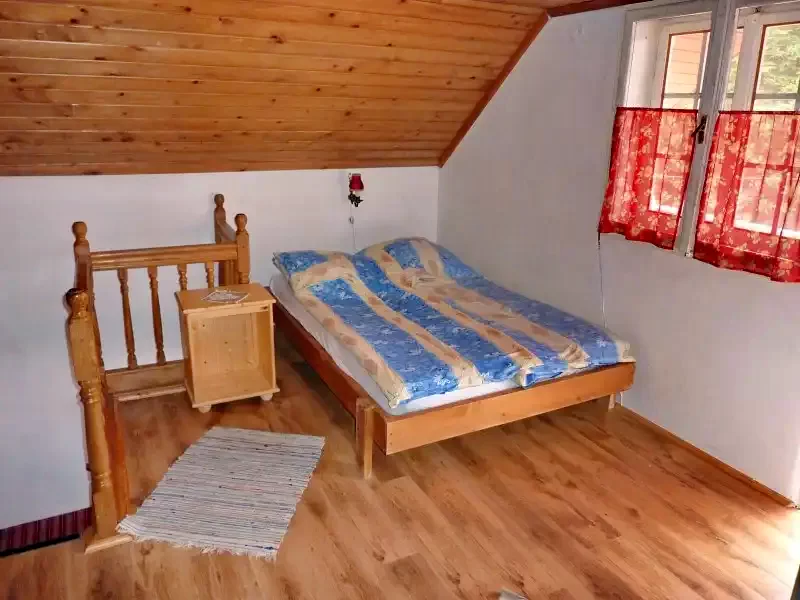 Pârâu Satu Mare Cazare | Sat de vacanță (K0731-21) Imaginea poate fi supusă drepturilor de autor. Se recomandă contactarea titularului drepturilor.