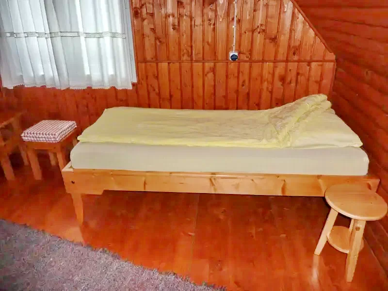 Pârâu Satu Mare Cazare | Sat de vacanță (K0732-19) Imaginea poate fi supusă drepturilor de autor. Se recomandă contactarea titularului drepturilor.